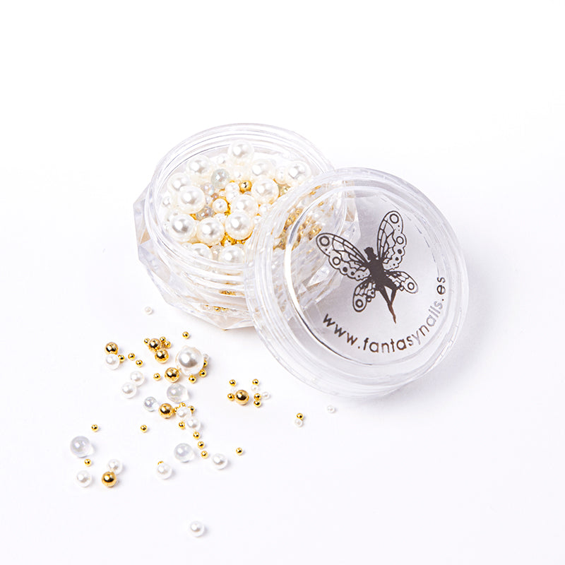 decoracion-mixed-pearls-ivory-gold-2-by-Fantasy-Nails