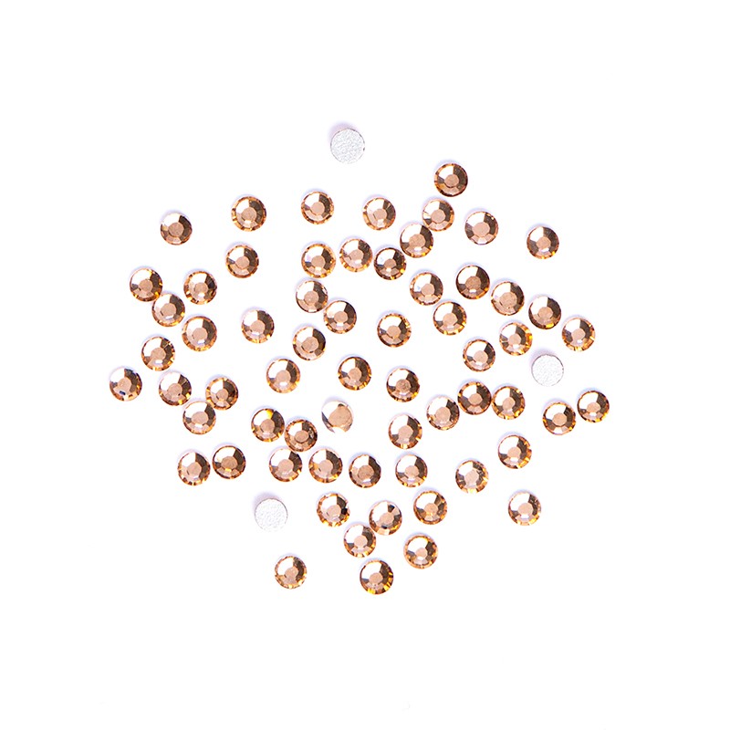 decoracion-crystal-rhinestones-light-rose-gold-2-by-Fantasy-Nails