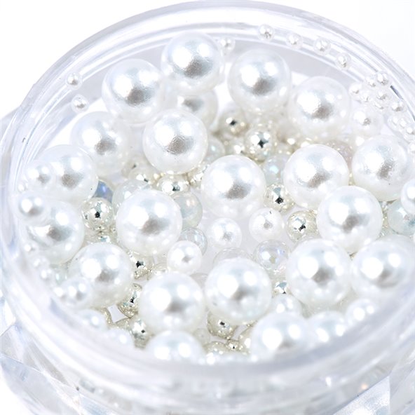 decoracion-mixed-pearls-white-silver-3-by-Fantasy-Nails