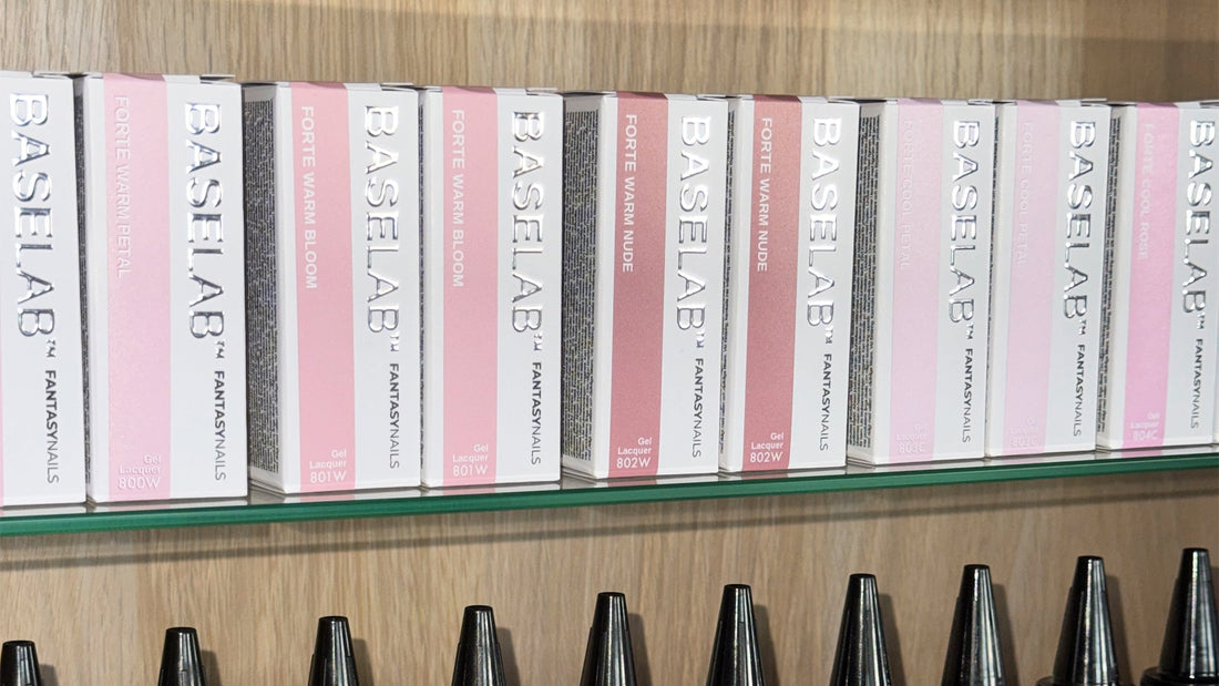 El arte del refuerzo: cómo las nuevas bases están revolucionando las uñas duraderas