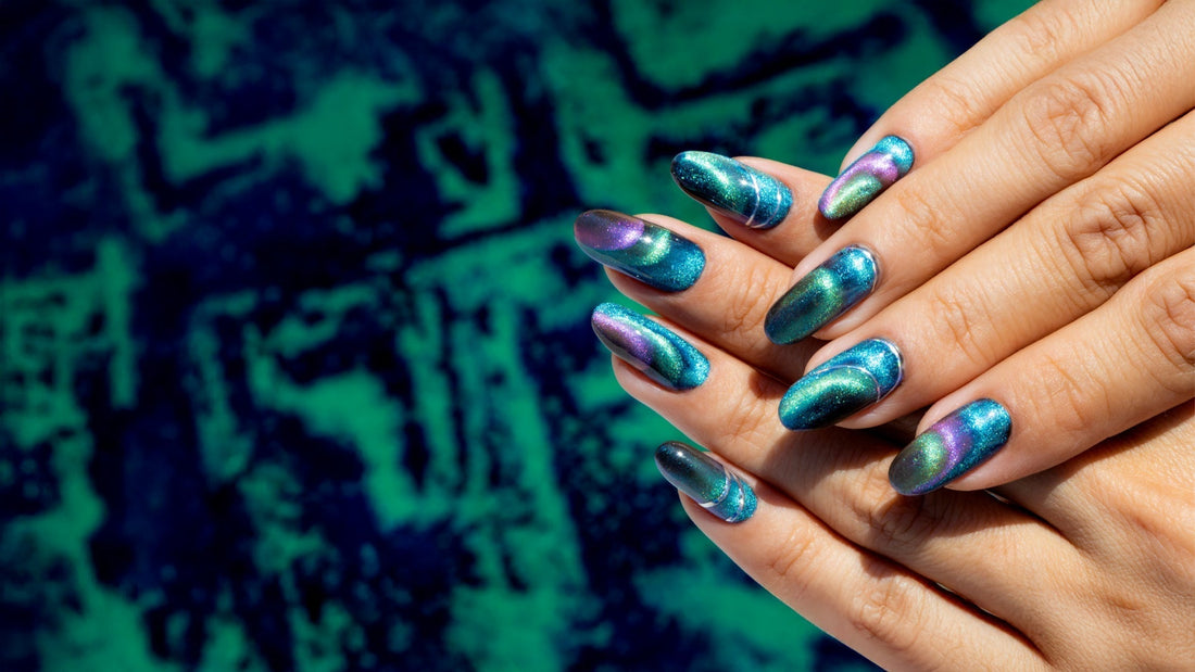 Uñas Naturales Con Pigmentos Cat Eye