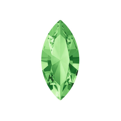 swarovski-navette-peridot-1-by-Fantasy-Nails