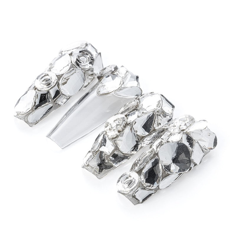 silver-grand-crystals-1-by-Fantasy-Nails
