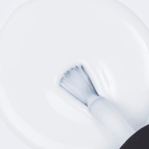 esmaltes-permanentes-base-build-soft-white-2-by-Fantasy-Nails