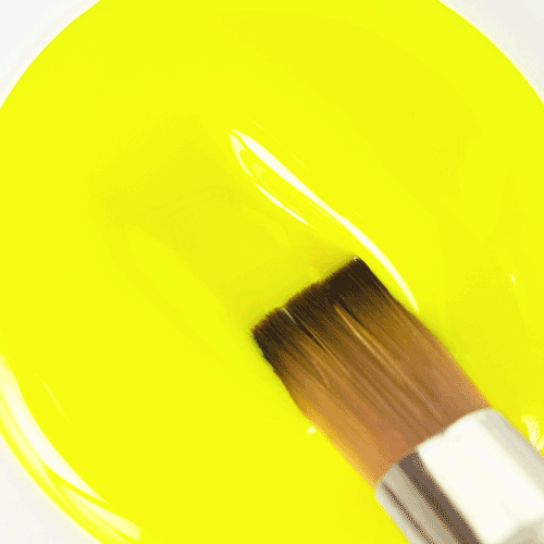 gel-painting-graffiti-yellow-2-by-Fantasy-Nails